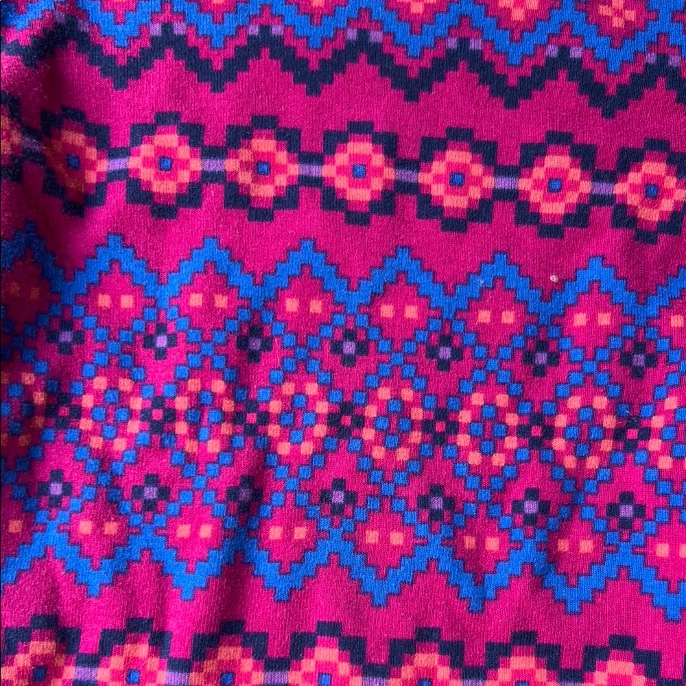 Colorful Geometric Pattern Sweater - Picture 3 of 4